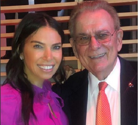 The nutritionist Tanya Zuckerbrot with her father Ken Zuckerbrot